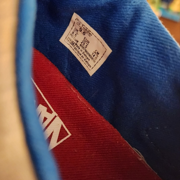 Toddler Vans Slip On Sneaker - Picture 6 of 6